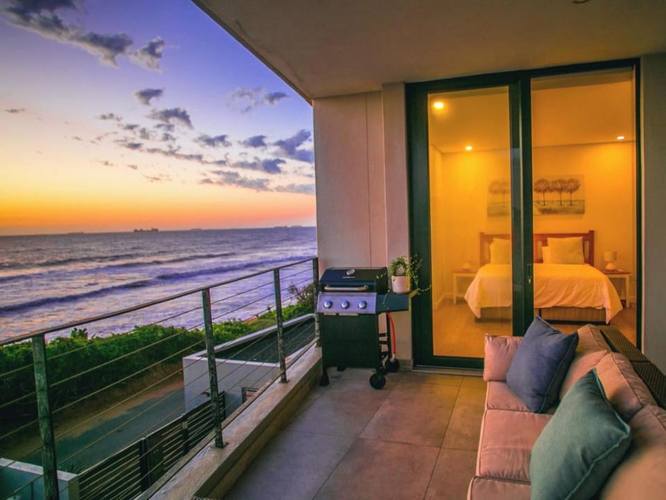 Patio, Bed, BBQ facilities, Seating area, Bedroom, Sea view, Sunrise