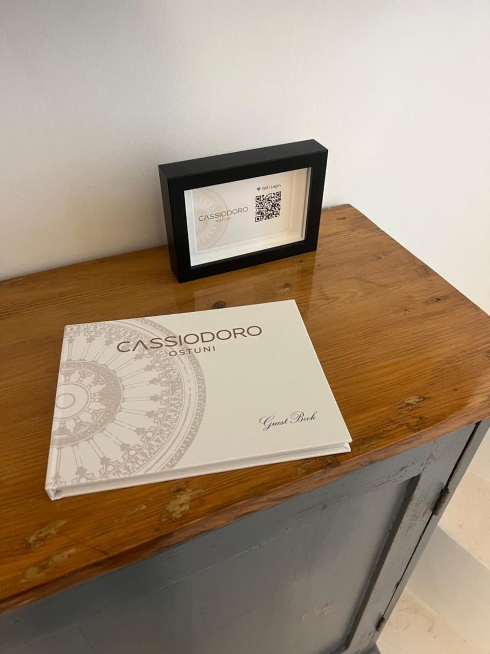 Logo/Certificate/Sign