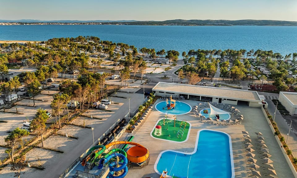 Aqua park, Swimming pool
