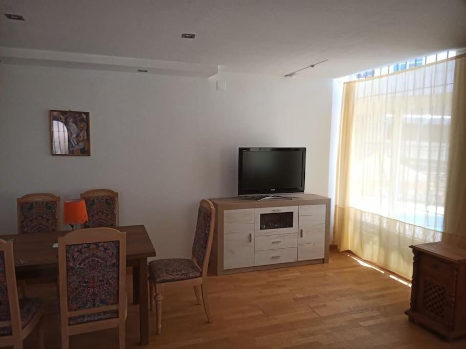 Renovated Townhouse close to Center Apartment in La Herradura