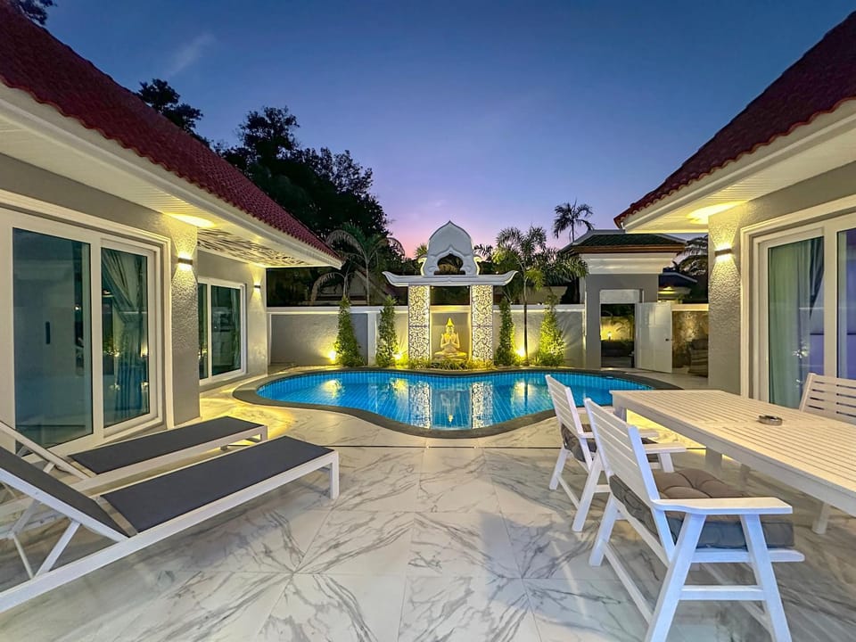 Night, Swimming pool