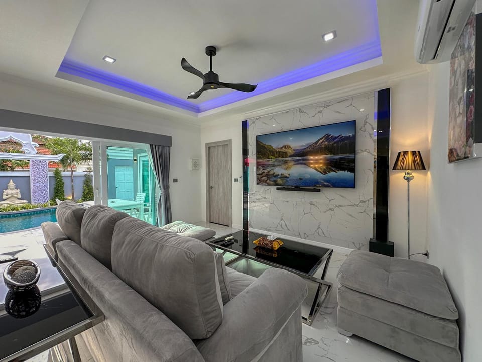 TV and multimedia, Living room