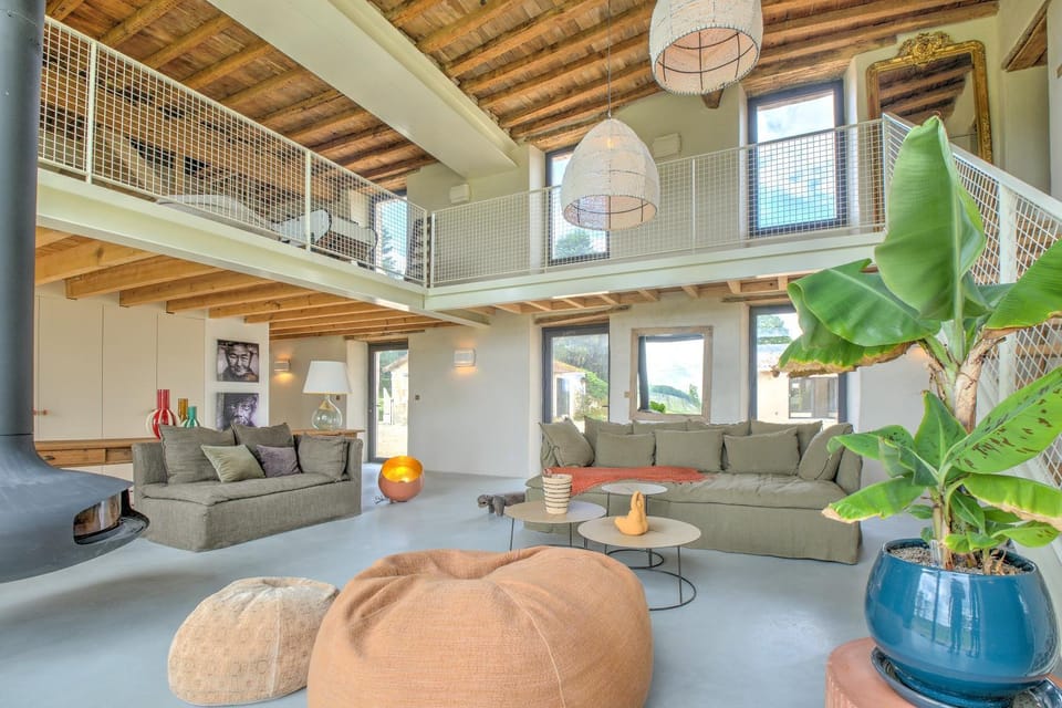 Property building, Living room