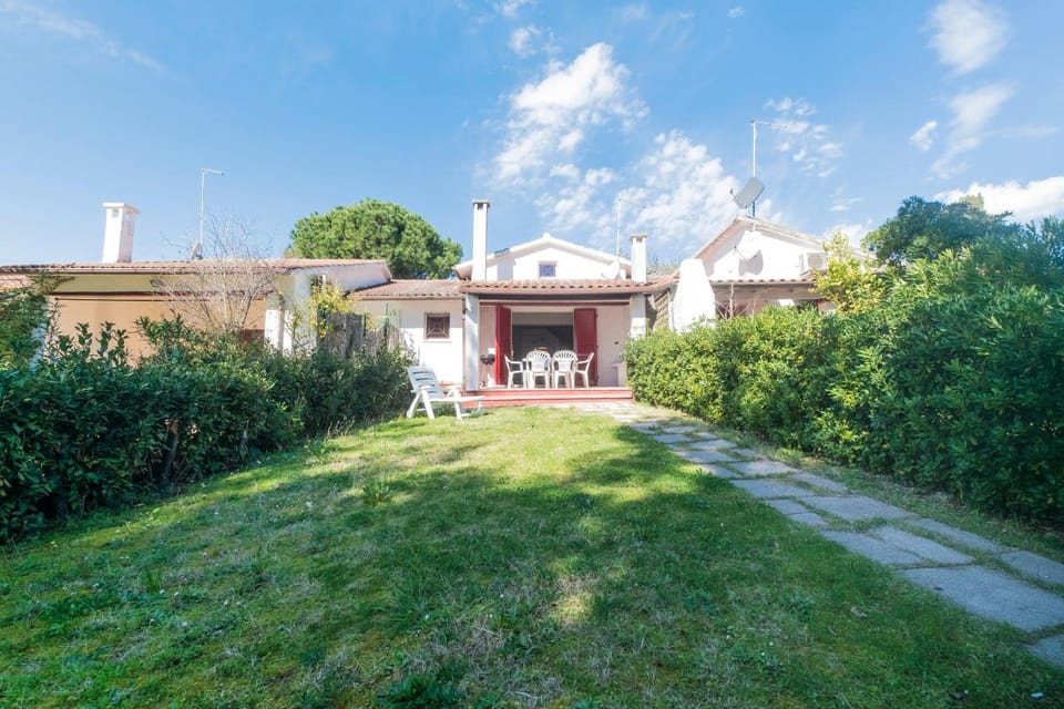 Property building, Garden
