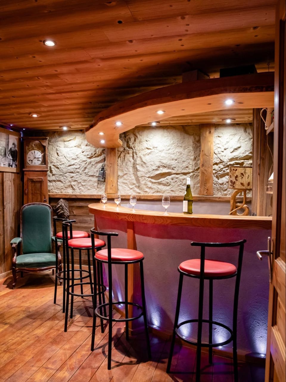 Property building, Living room