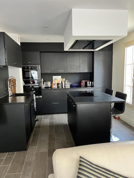 Coffee/tea facilities, Kitchen or kitchenette, Dining area, minibar, pet friendly, stove, toaster