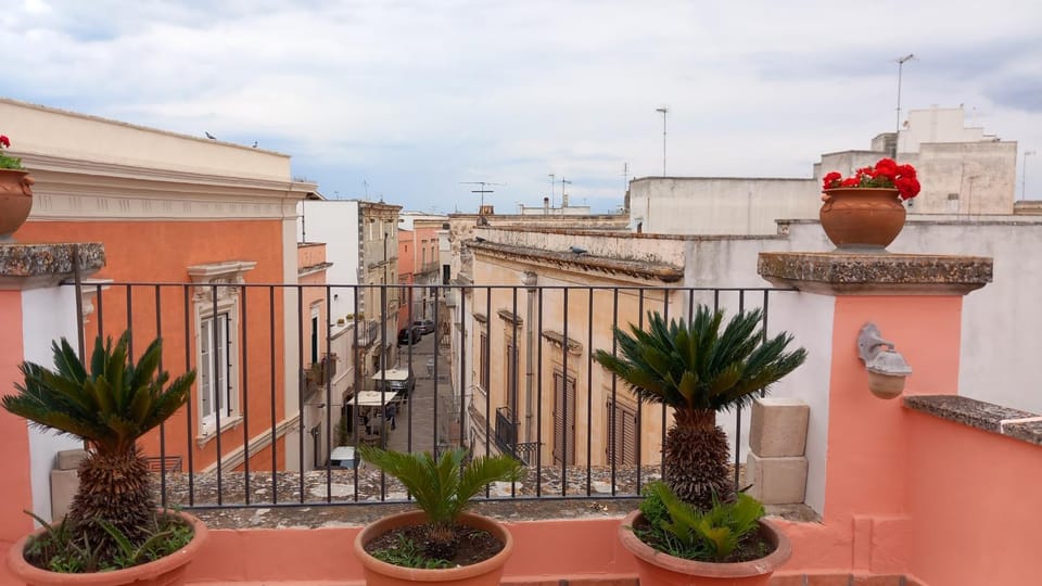 Property building, Balcony/Terrace