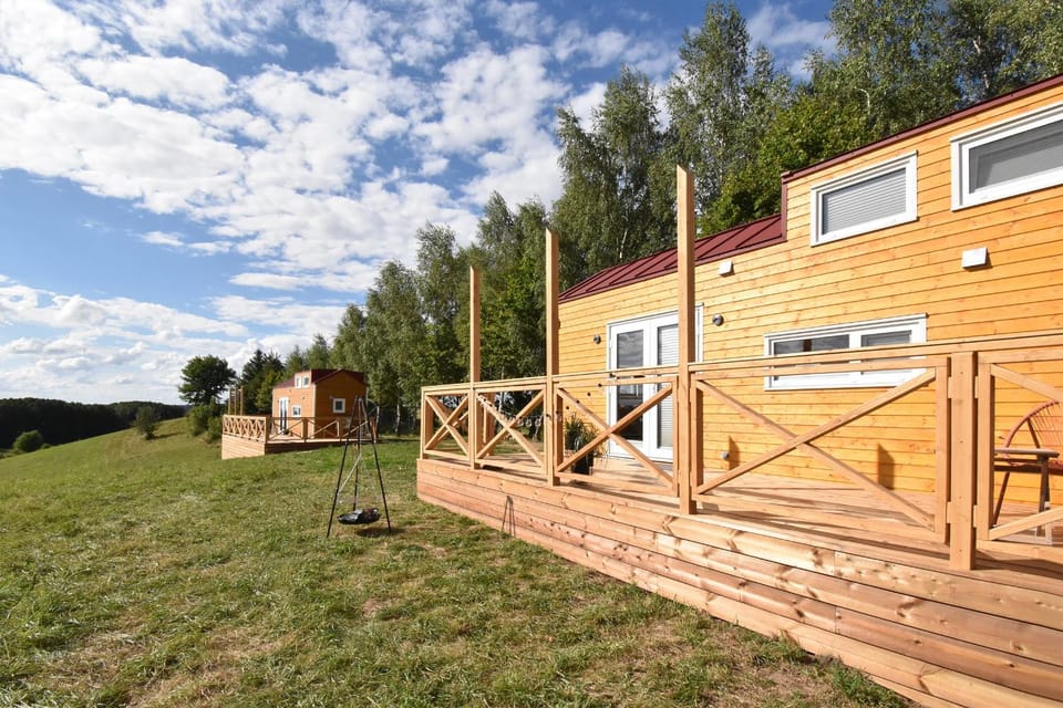 Property building, Spring, Day, Natural landscape, BBQ facilities, Balcony/Terrace