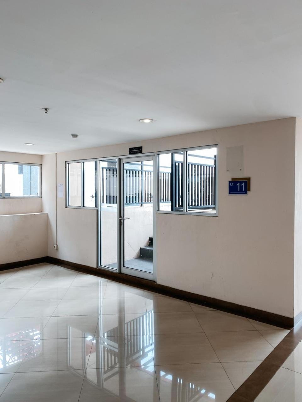 Property building, Facade/entrance