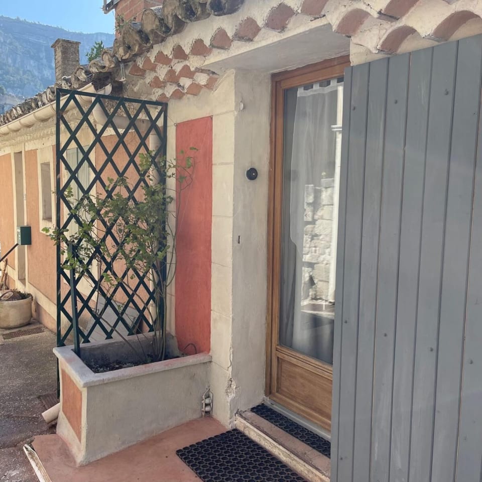 Cassiopée - Charme et idéalement situé Apartment in Fontaine-de-Vaucluse