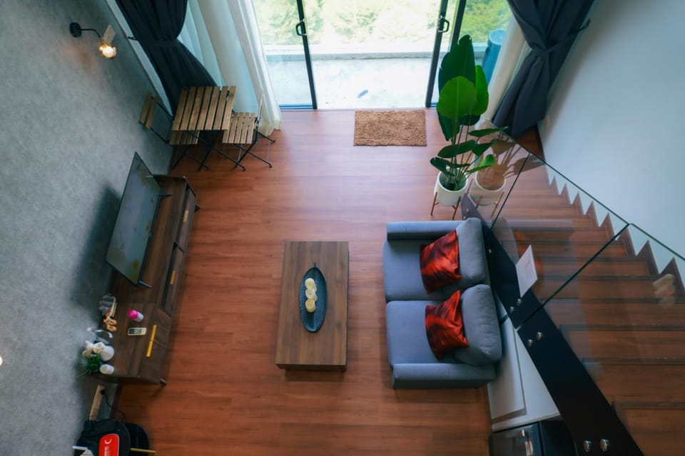 Communal lounge/ TV room, TV and multimedia, Living room, Seating area