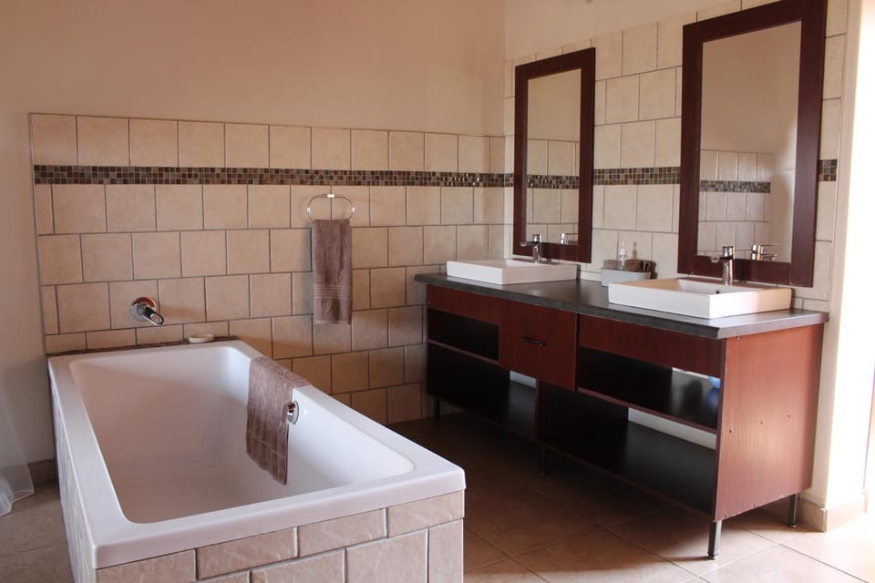 Bathroom, Bath