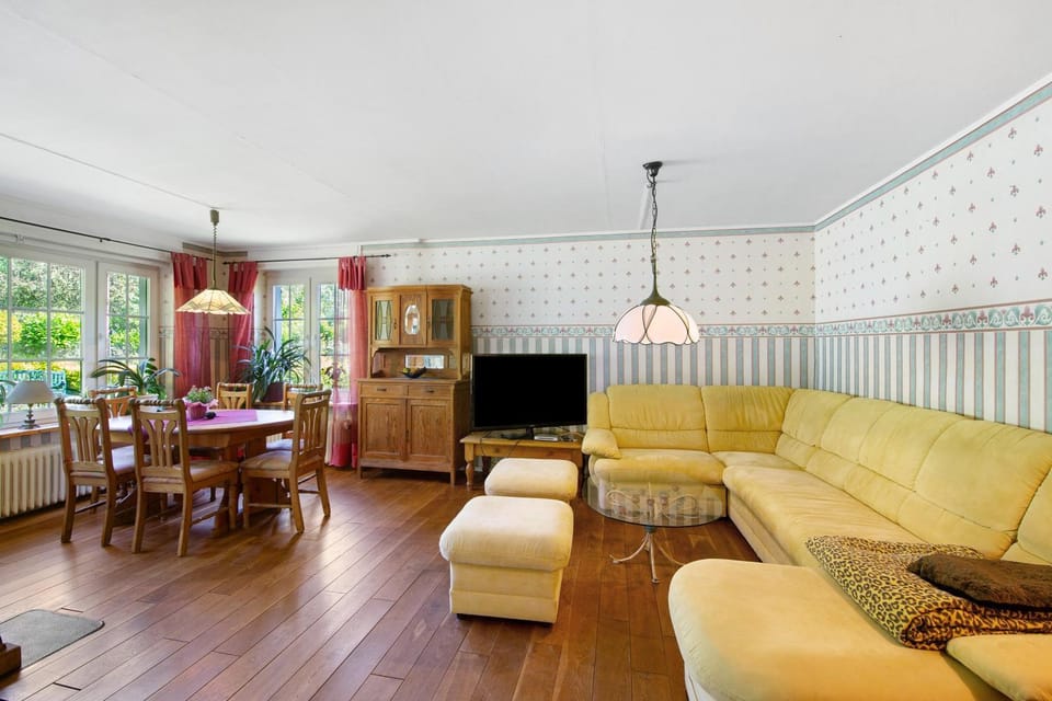 Property building, Living room