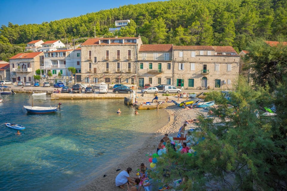 Natural landscape, Beach, Sea view, Location