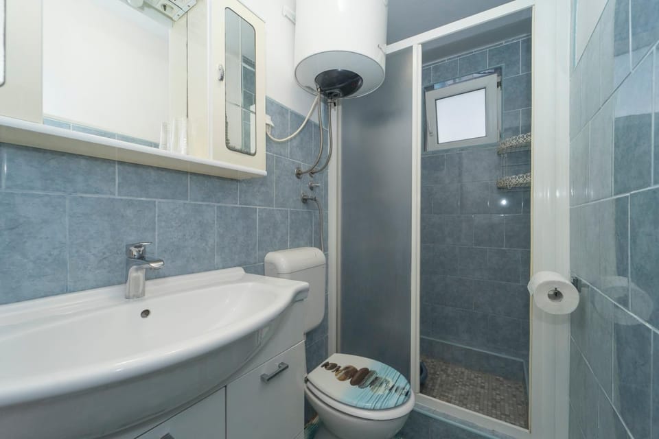 Shower, Bathroom, Bath