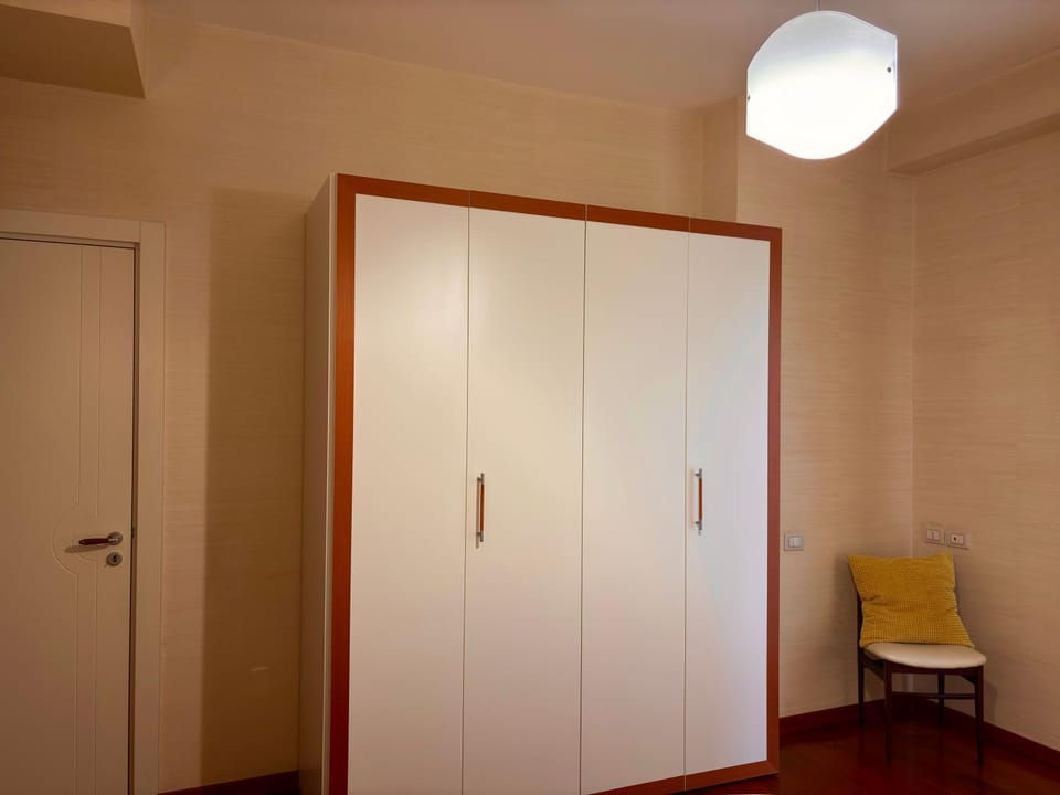 Bedroom, wardrobe