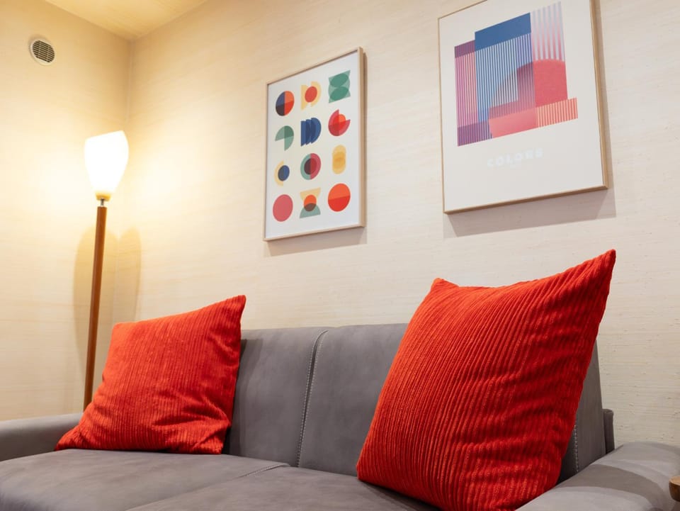 Living room, Seating area