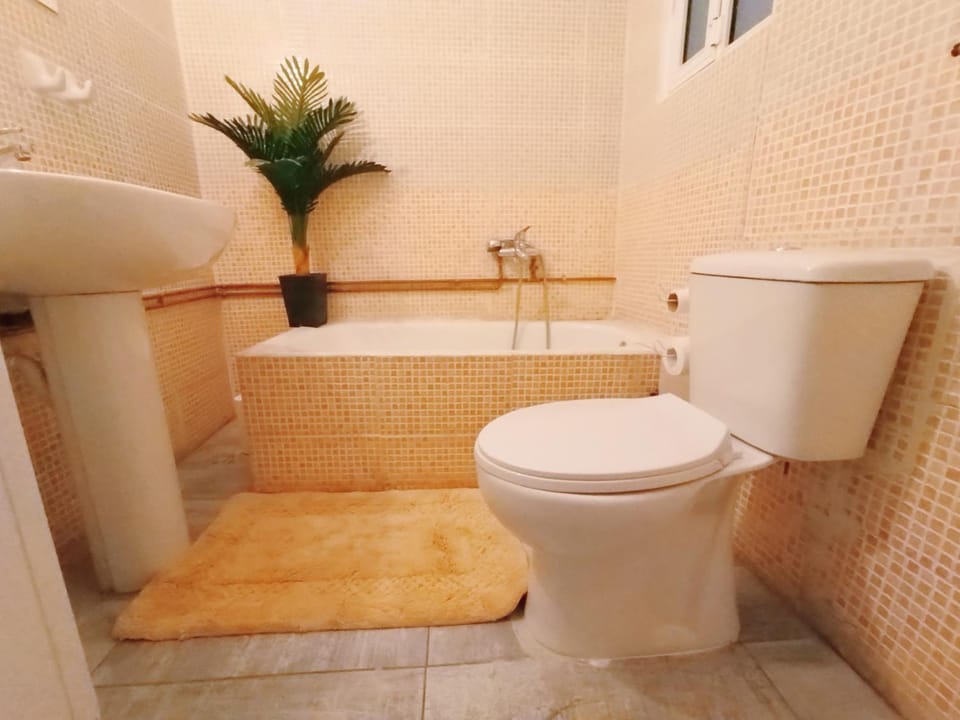 Toilet, Bathroom, Bath