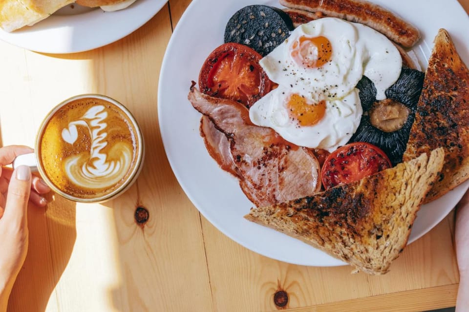 Coffee/tea facilities, Food and drinks, Food, Breakfast, Drinks