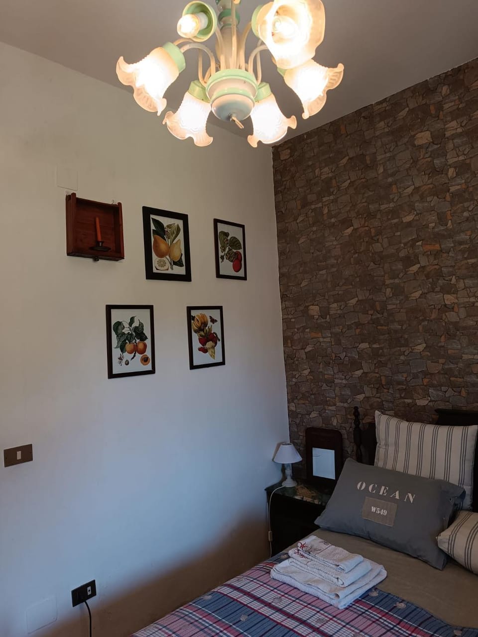 Living room, Bedroom