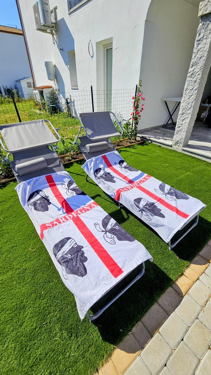 Garden, sunbed