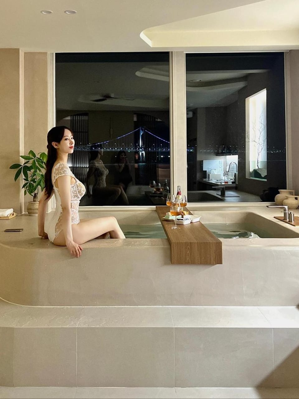 Pool view, Swimming pool
