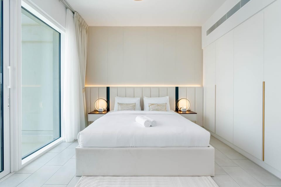 Bed, Photo of the whole room, Bedroom, towels, wardrobe