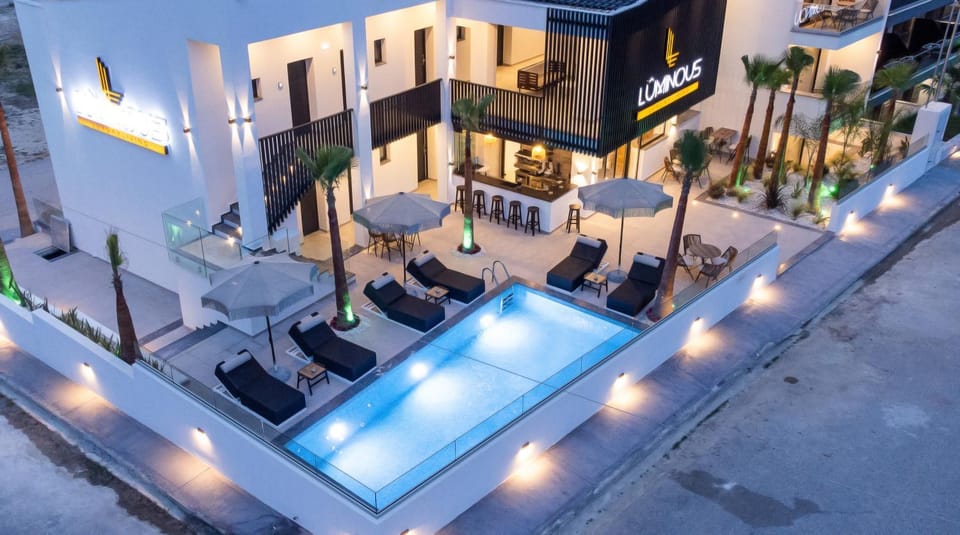 Pool view, Swimming pool