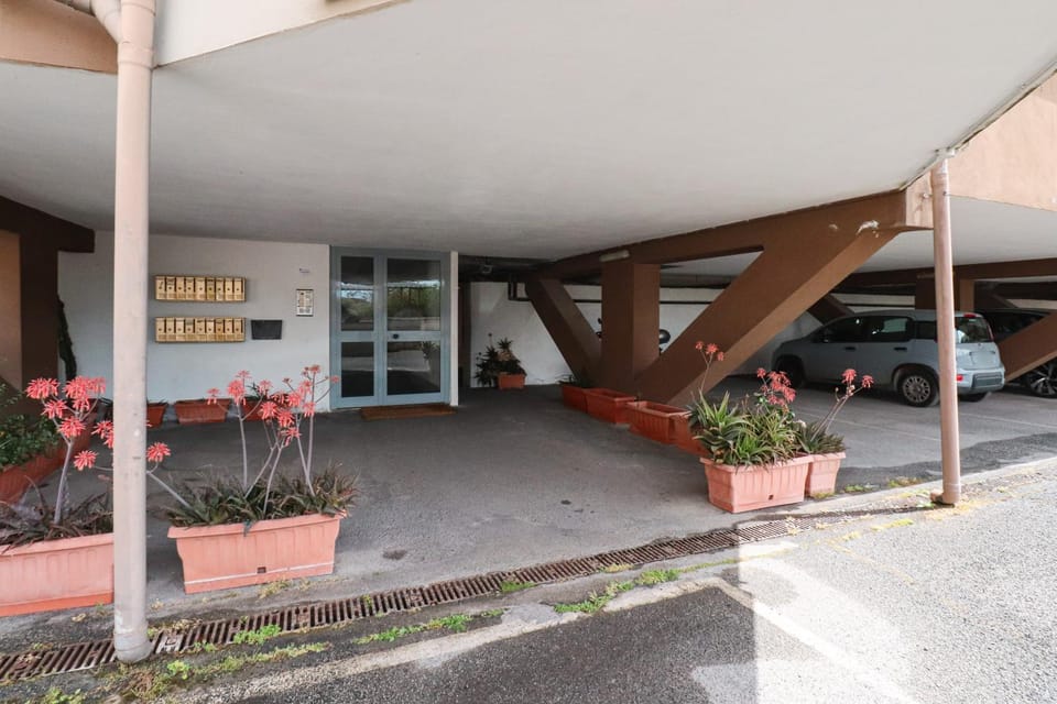 Property building, Parking