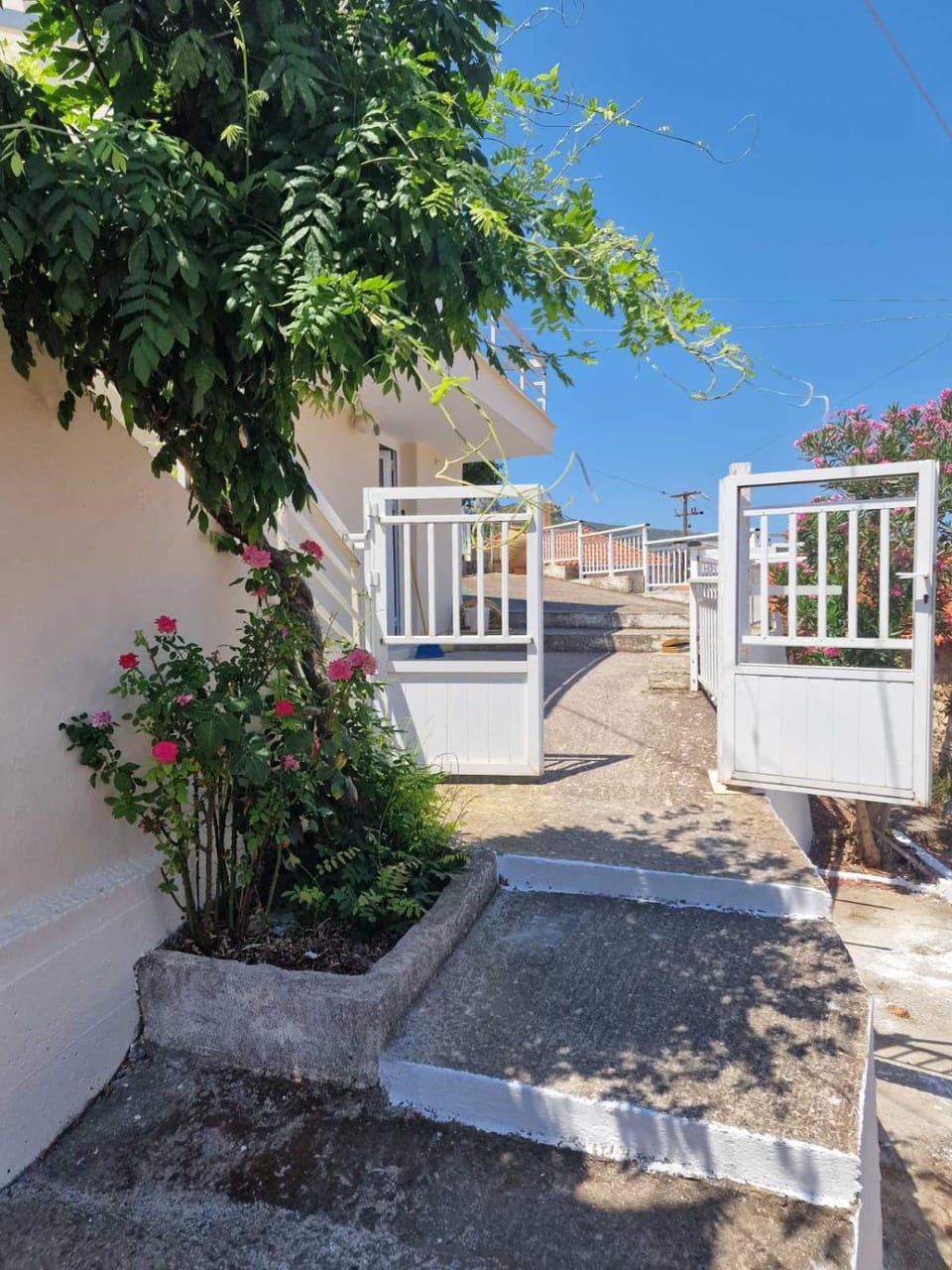 Chrysafos view Apartment in Islands