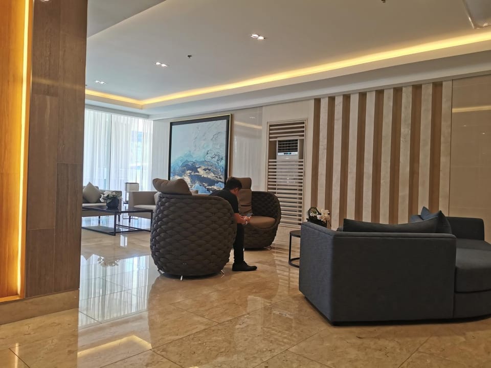 Mall of Asia shore 3 tower 2 condotel Apartment in Pasay