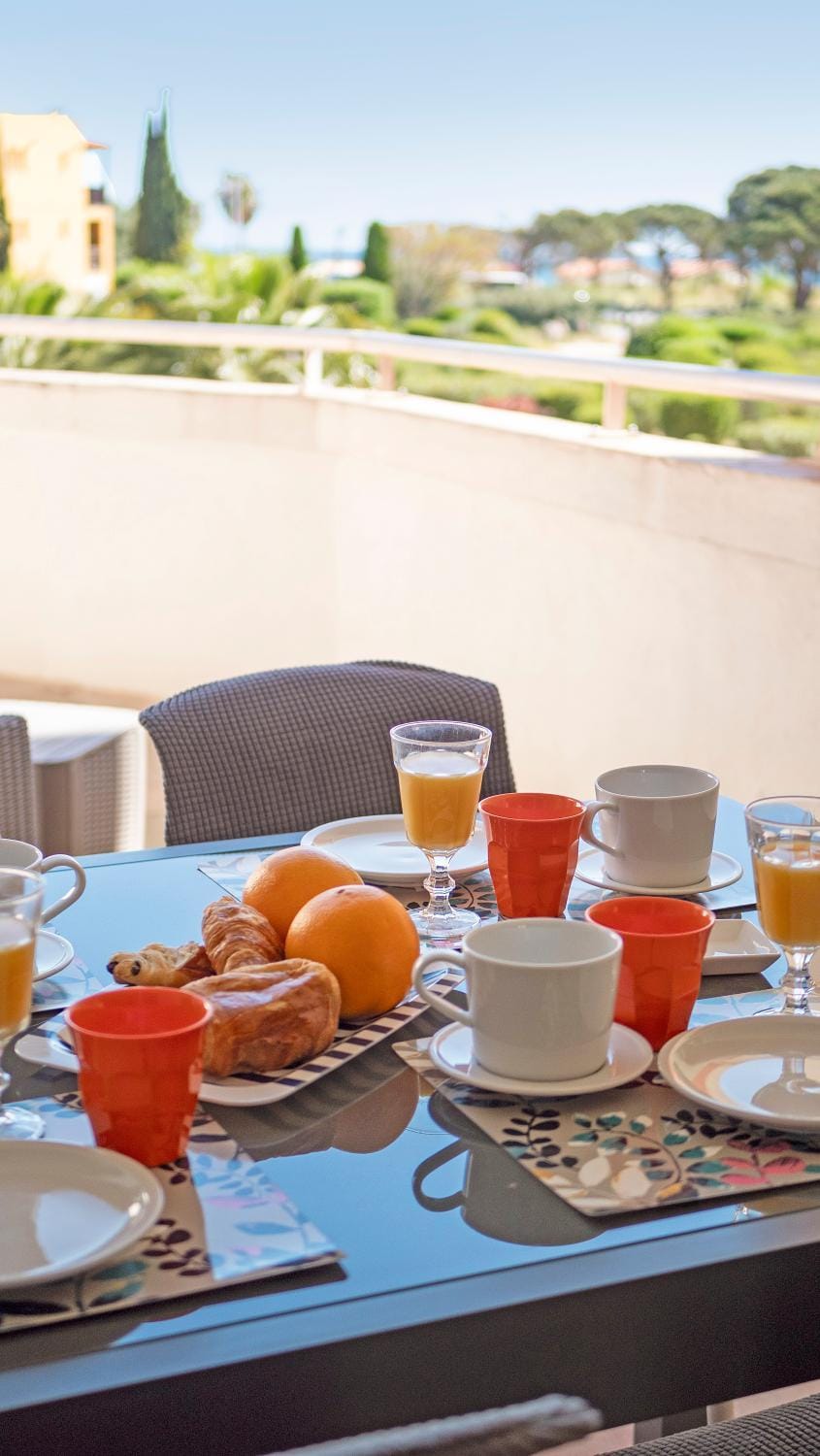 Patio, View (from property/room), Balcony/Terrace, Dining area