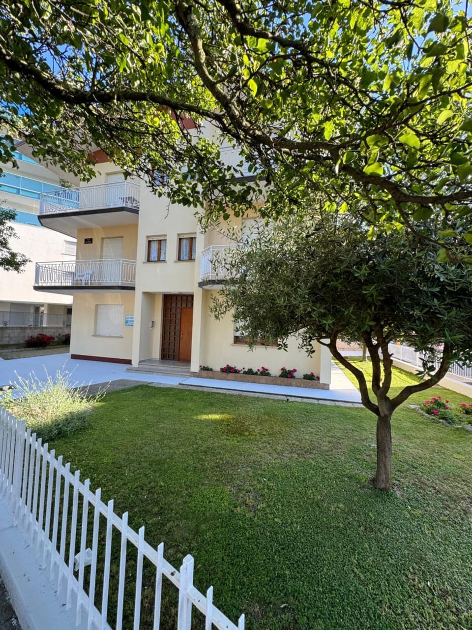 Property building, Garden, Garden view