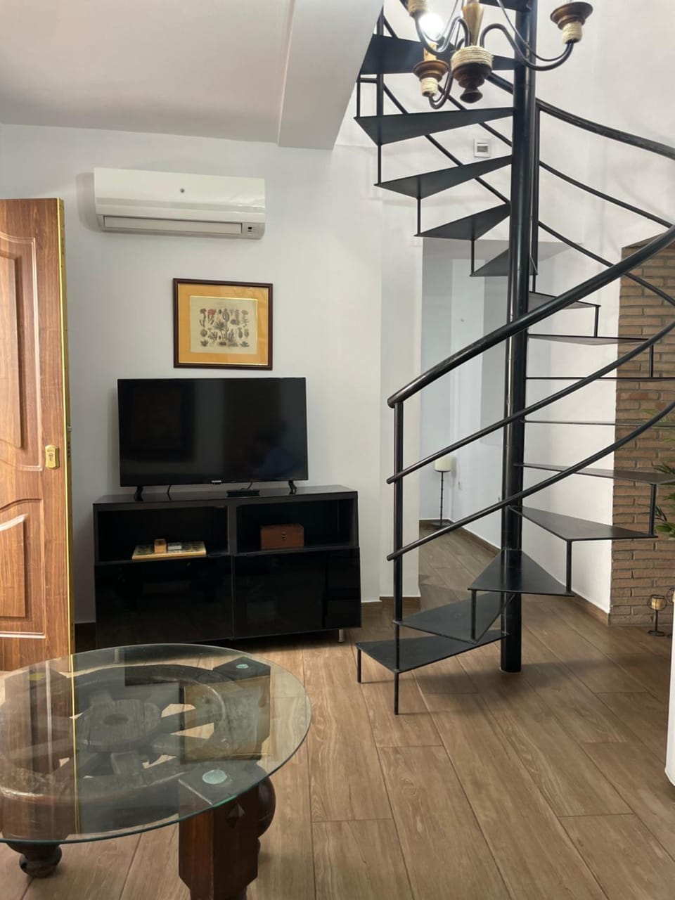 Communal lounge/ TV room, Living room