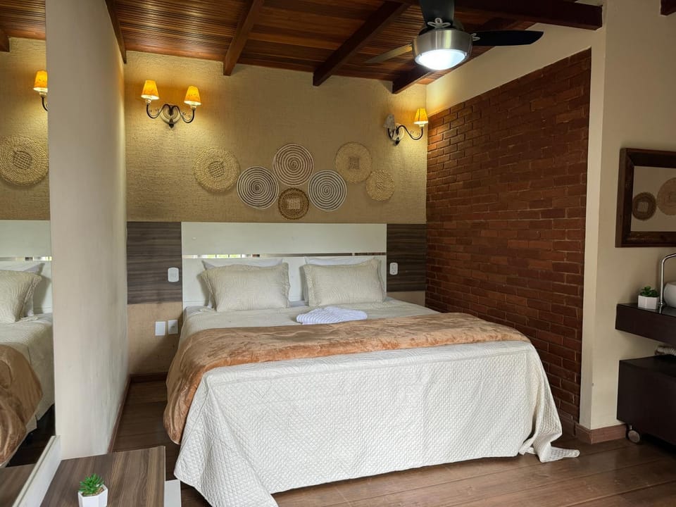 Chalé 06 com hidro Nature lodge in Resende