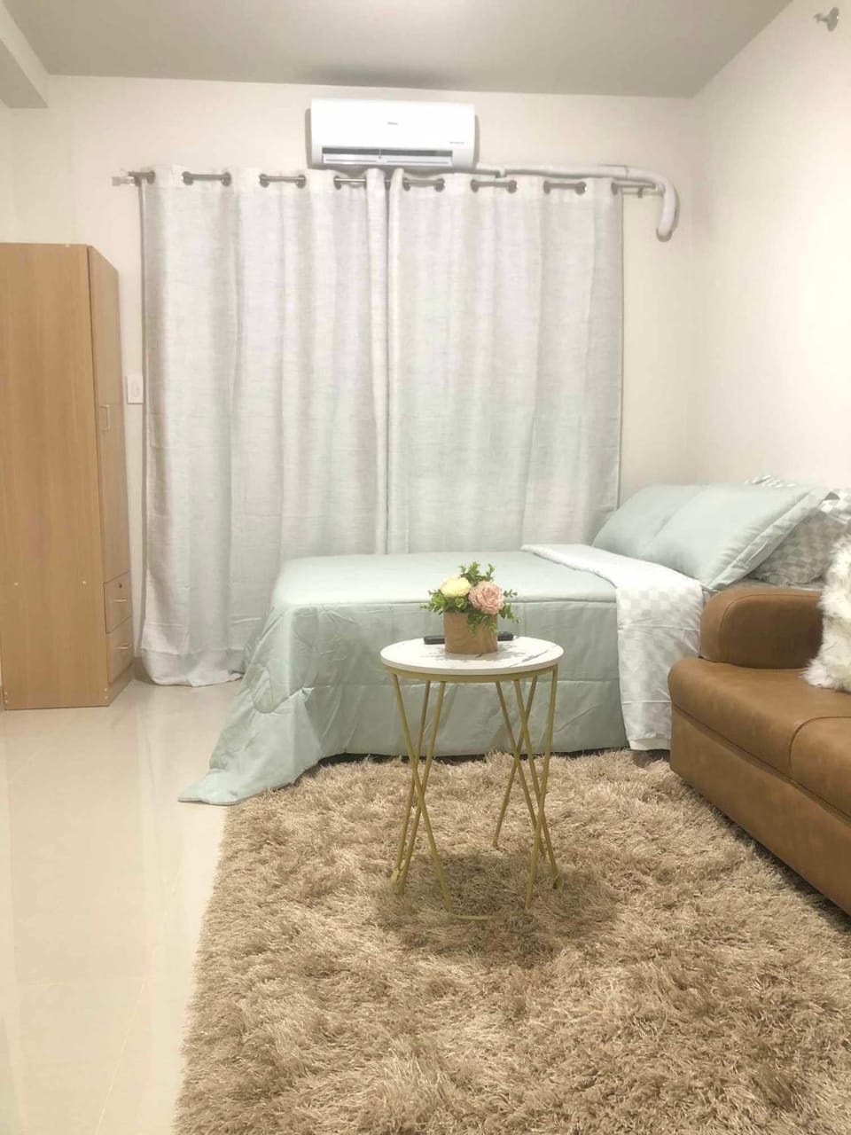 Seating area, Bedroom
