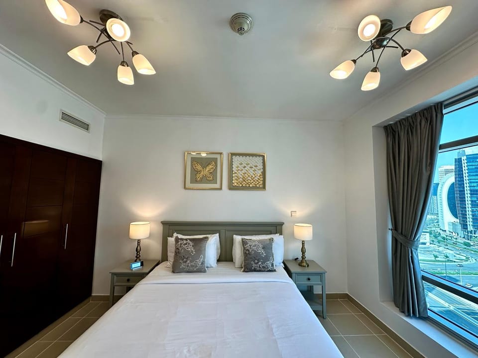 Lux BnB I Burj Views I City Views Apartment in Dubai