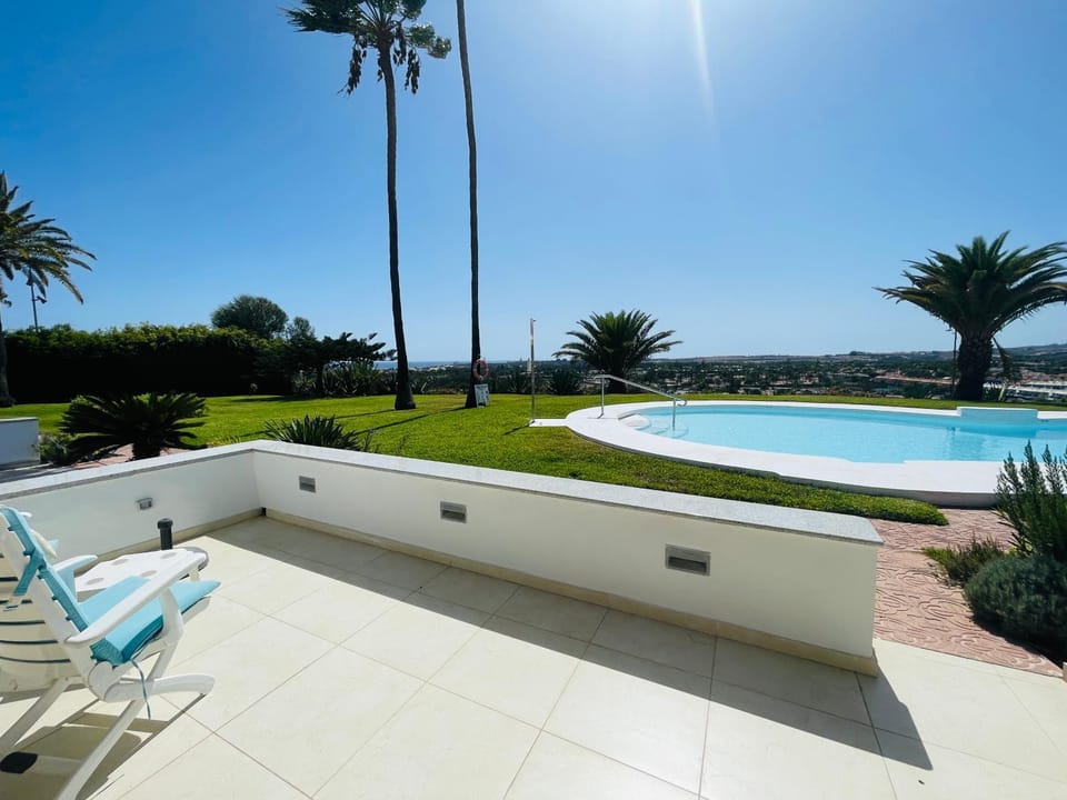 View (from property/room), Pool view