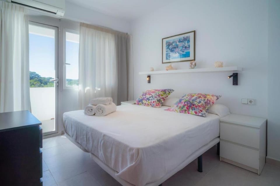 Living room, Bedroom