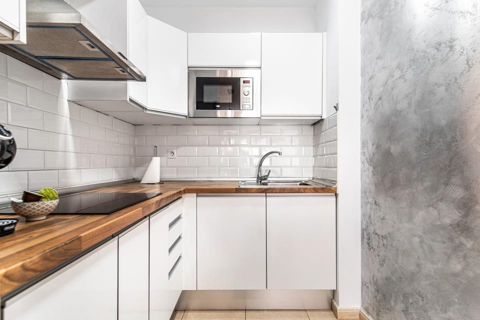 Kitchen or kitchenette, Living room