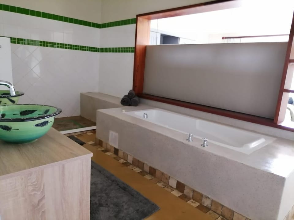Bathroom, Bath
