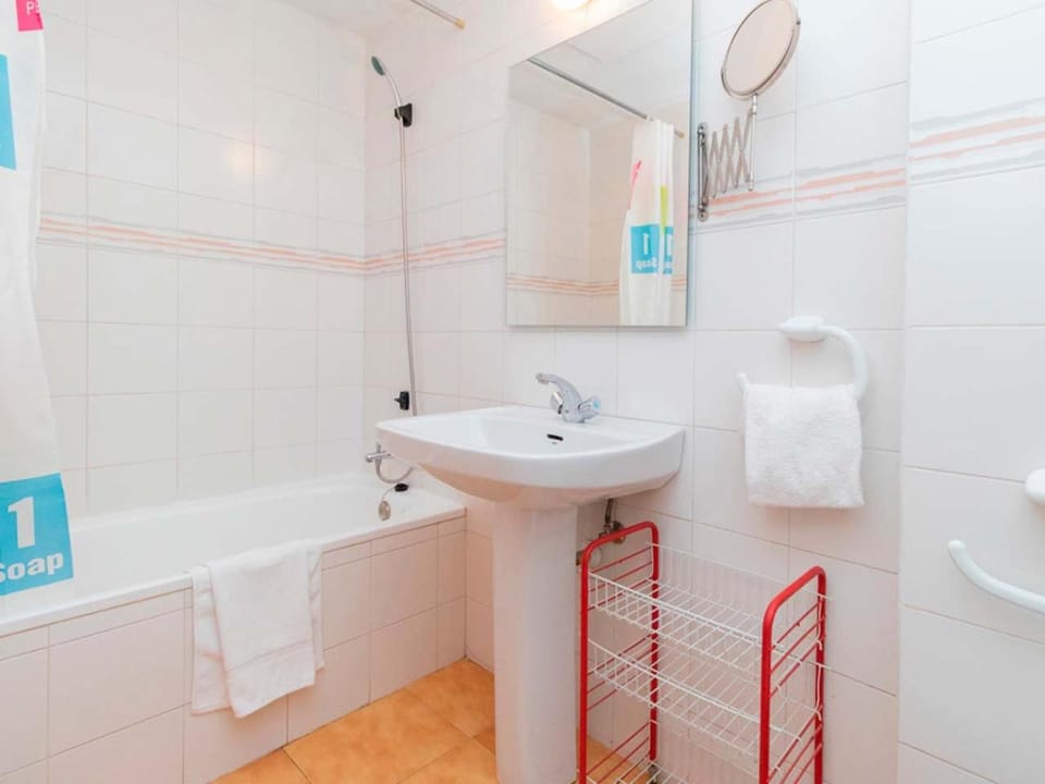 Bathroom, Bath