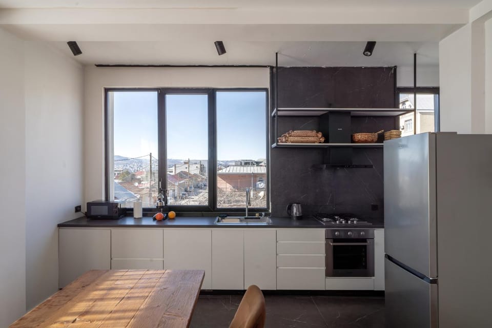 Dining area, dishwasher, minibar, oven, pet friendly, stove