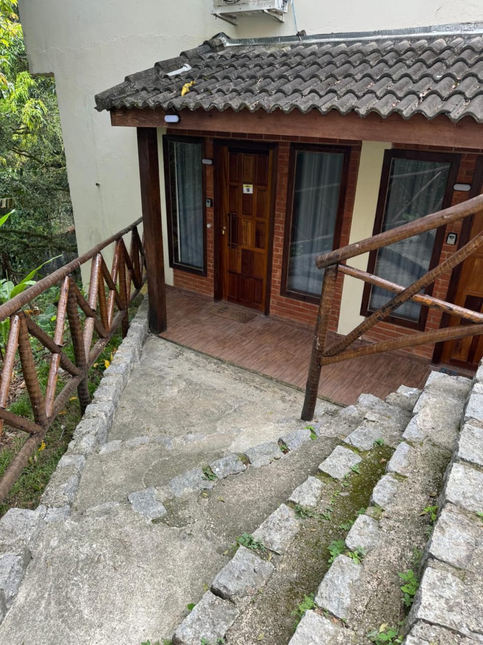 Chalé 10 com cozinha próx ao centro Nature lodge in Resende