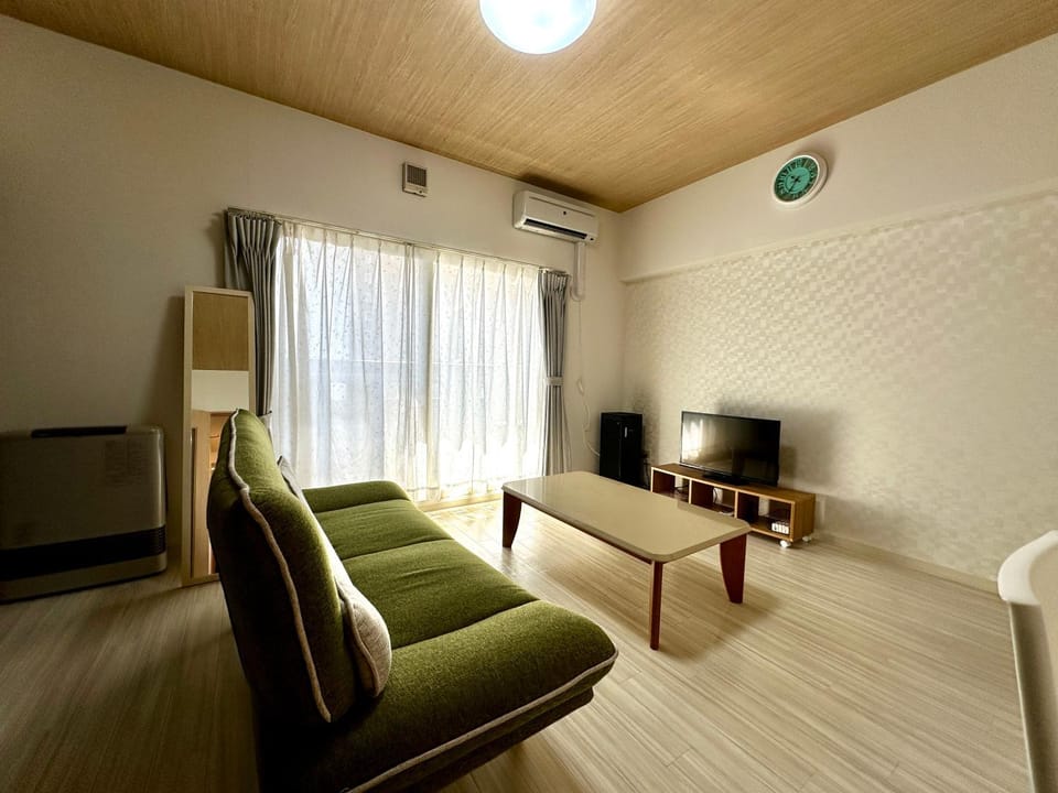 札幌駅北口から徒歩圏内で好立地最大4名滞在可能な広い室内空間 Apartment in Sapporo