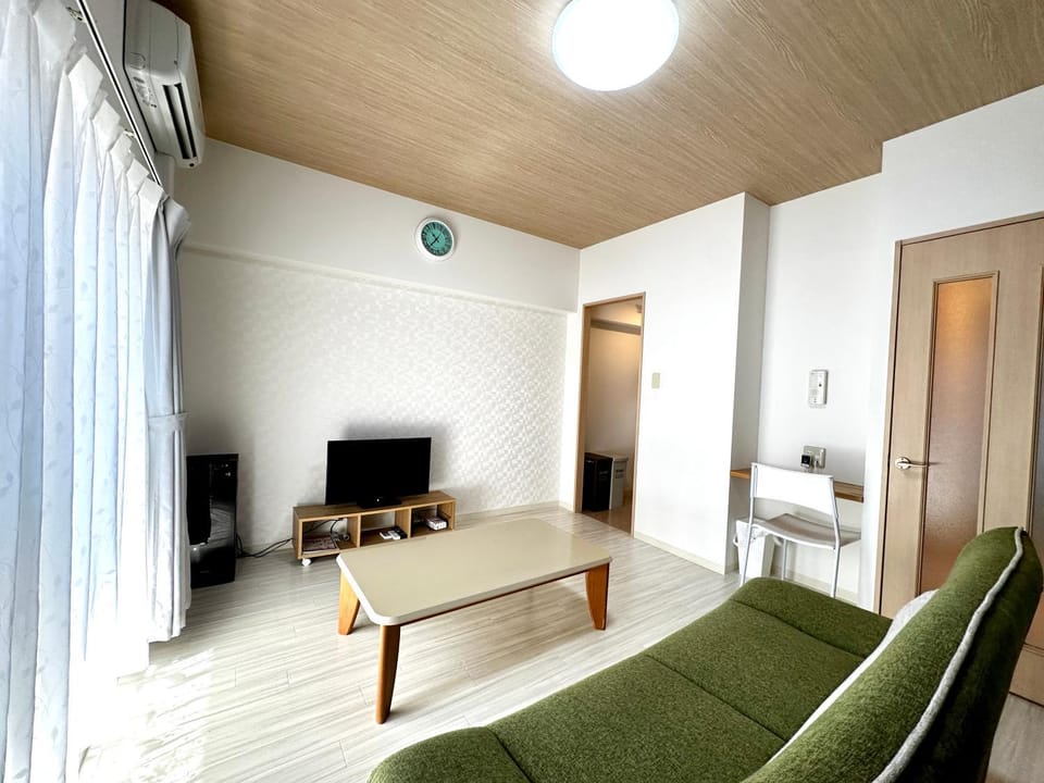 札幌駅北口から徒歩圏内で好立地最大4名滞在可能な広い室内空間 Apartment in Sapporo