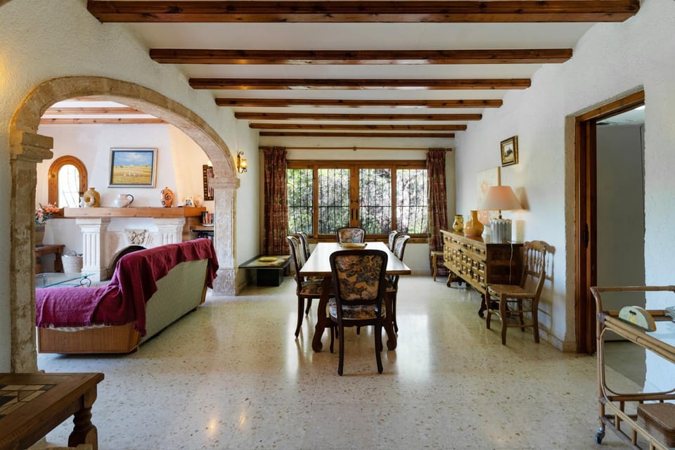 Property building, Living room