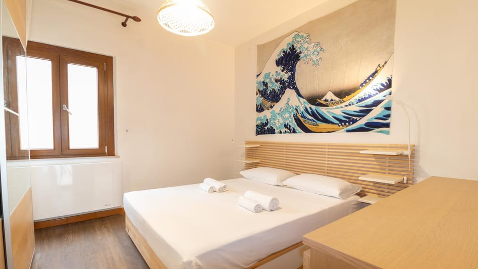Bed, Other, Photo of the whole room, Bedroom