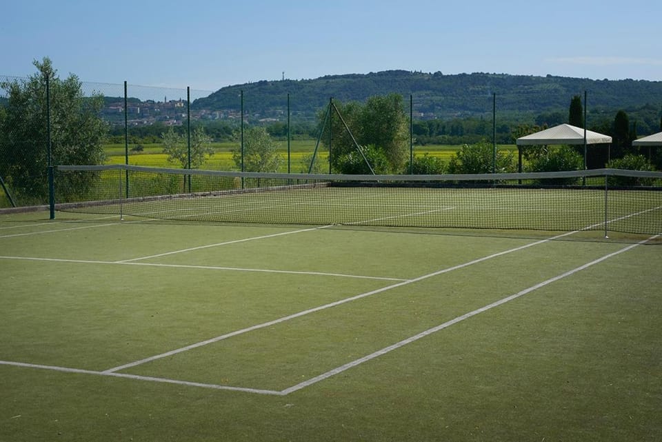 Tennis court