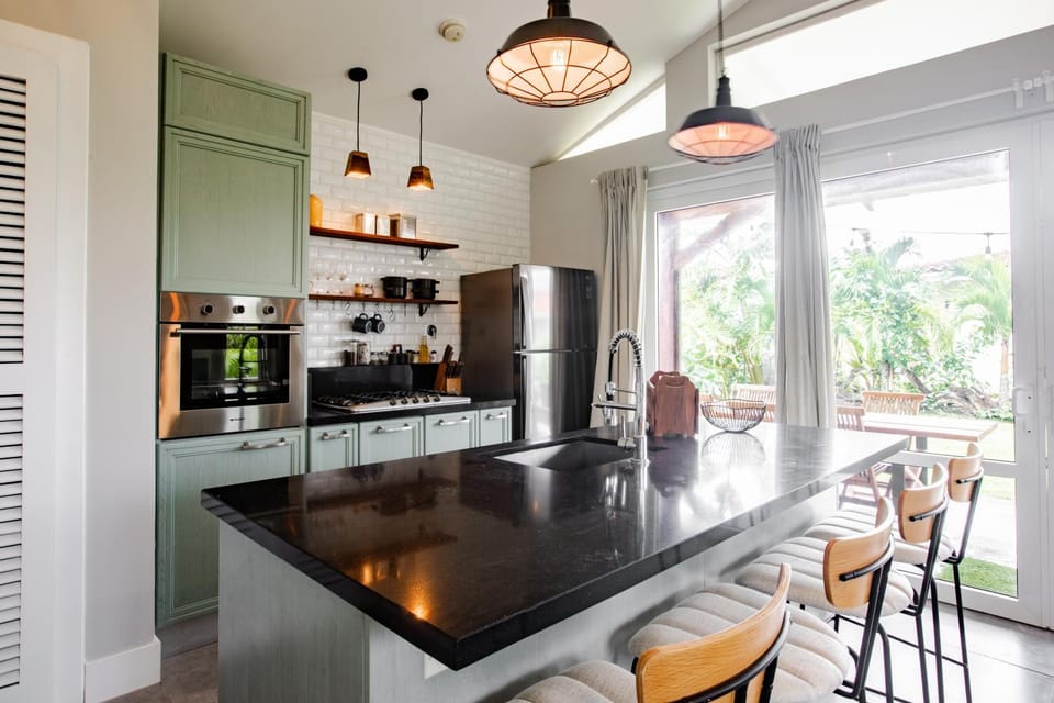 Kitchen or kitchenette, oven, stove